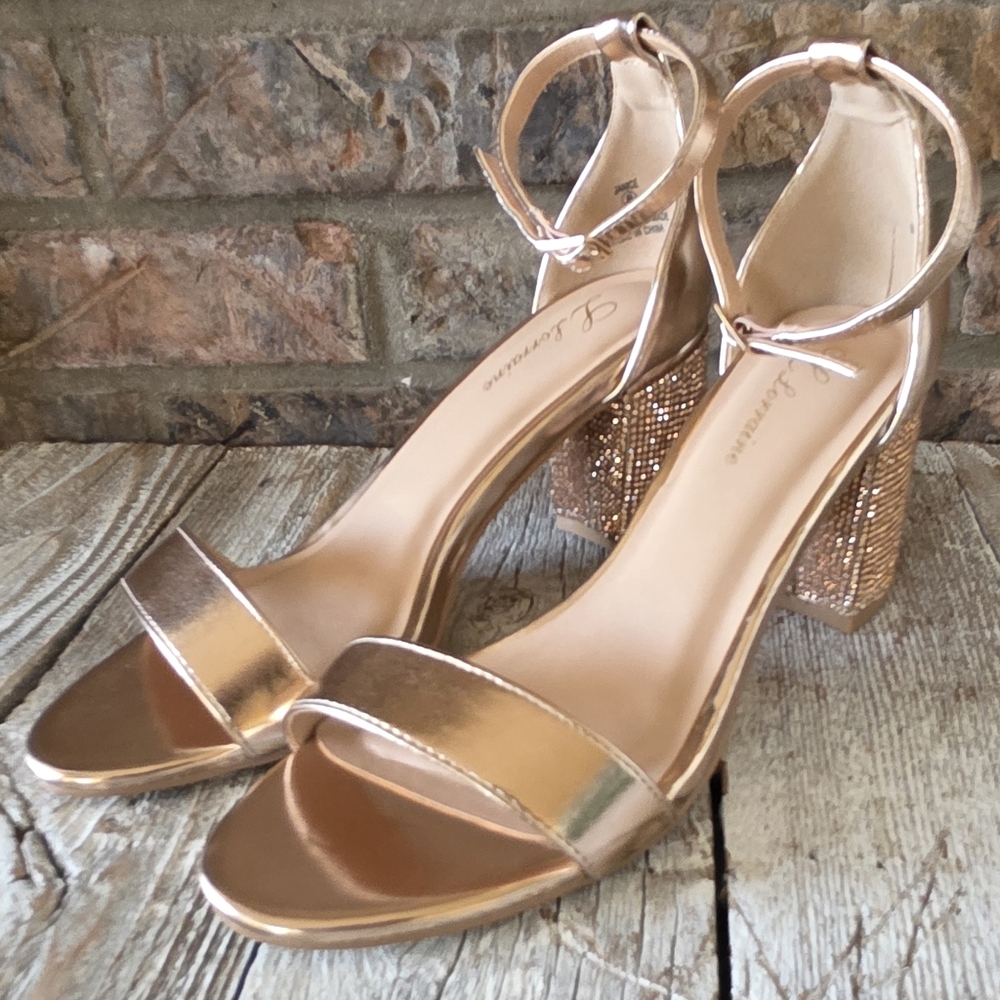 Lauren Lorraine Gold Women's Heels; Prom Homecoming Formal Shoes; Used; Size 8